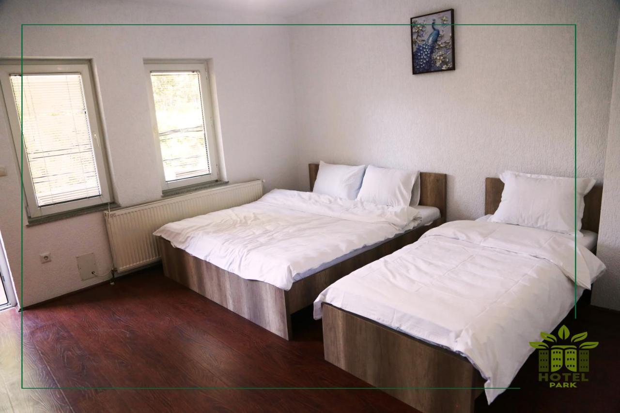 Hotel Park Pristina Buitenkant foto