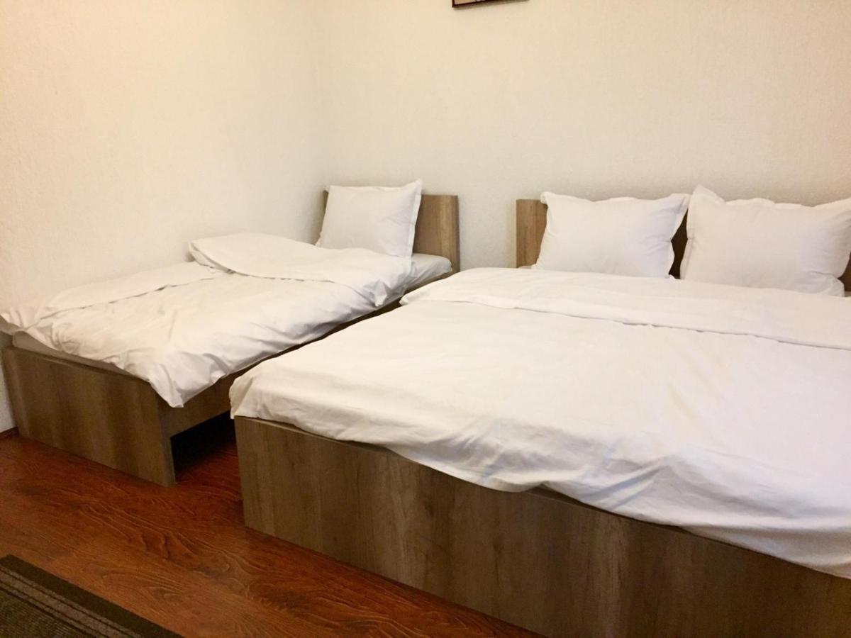 Hotel Park Pristina Buitenkant foto